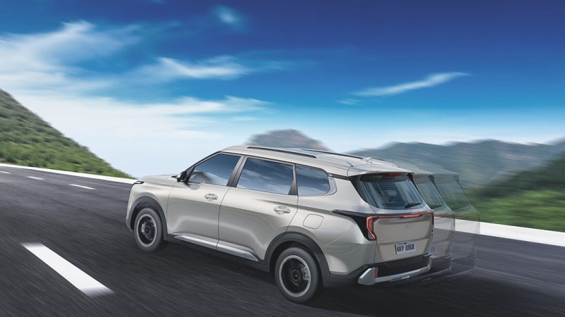 kia carens clavis